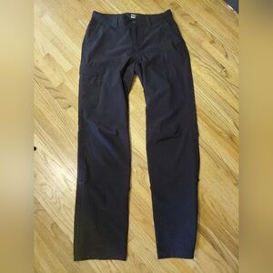 REI 4 Black Cargo Pants with Sleek Technical Fabric